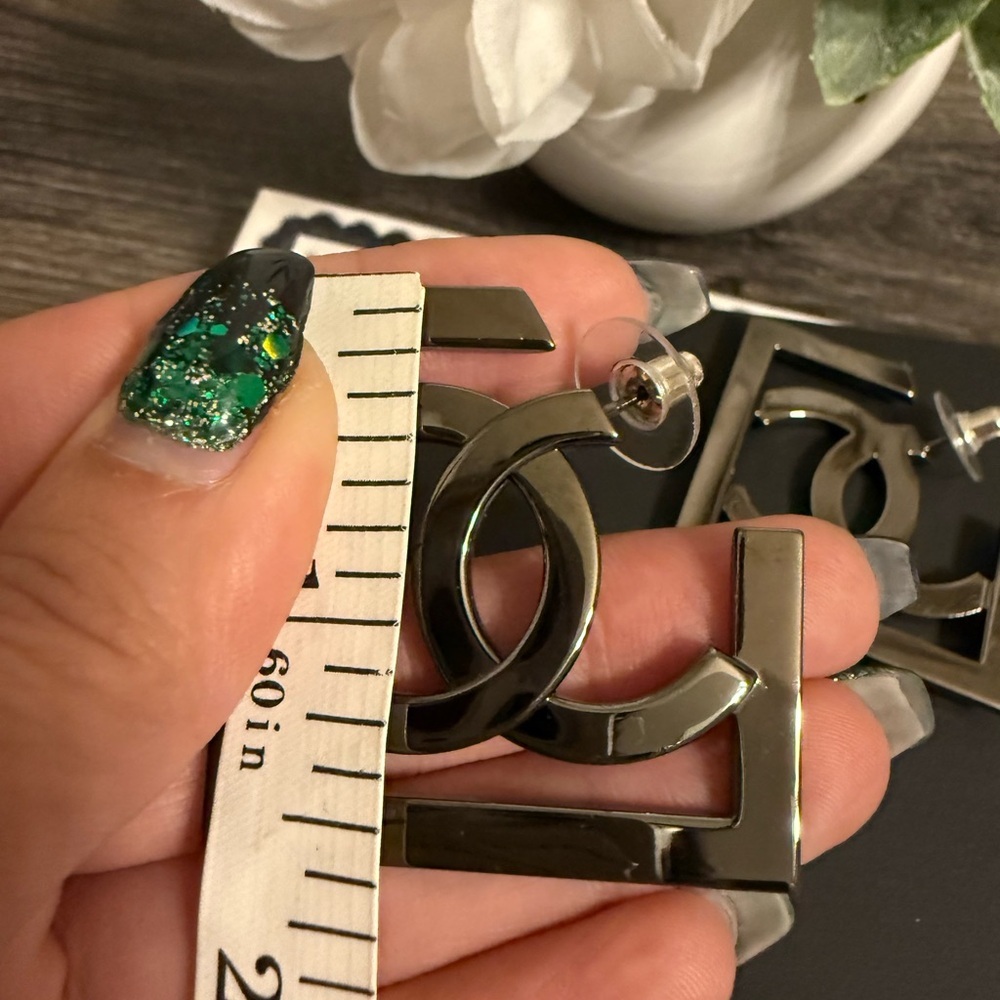 Chanel XL Oversized Grey CC Logo Square Hoop Statement Earrings - Picture 7 of 10